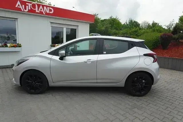 Gebraucht Nissan Micra N-Way 92 PS (67 kW) 2021 Platinumsilber (metallic) Kleinwagen