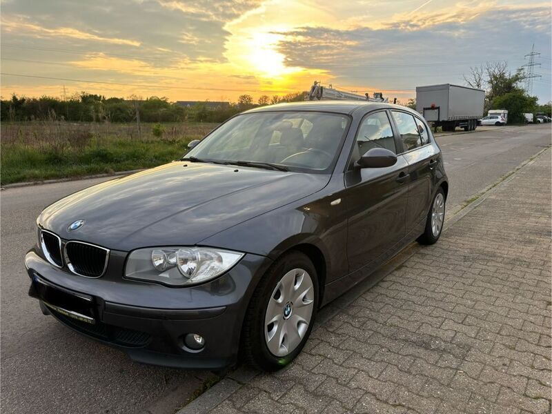 Grau Gebraucht 2005 BMW 116 Advantage Kleinwagen | 2.750 € (Fairer Preis) - Bild 1/4