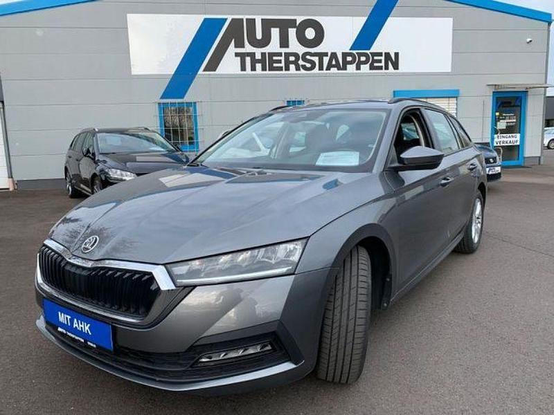 Gebraucht Skoda Octavia 110 PS (80 kW) 2023 Graphitegrau metallic (metallic) Kombi