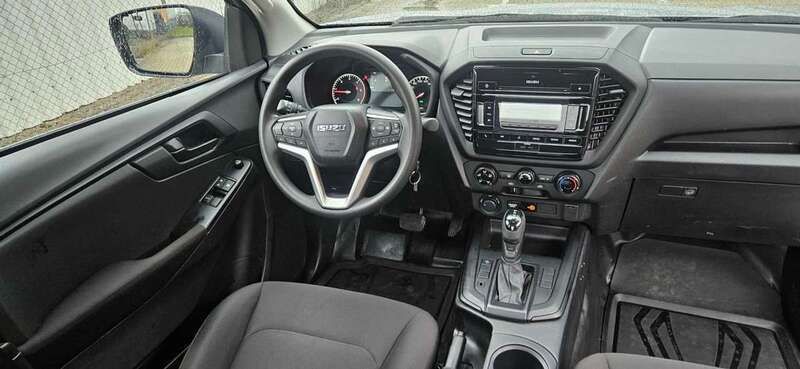Silber Gebraucht 2021 Isuzu D-Max Abholung | 31.000 € (Superpreis) - Bild 1/4
