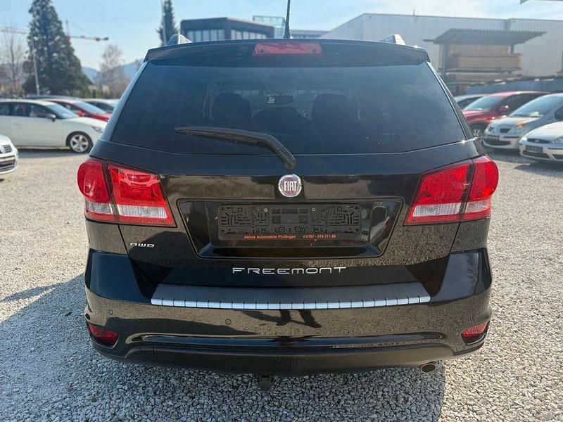 Gebraucht Fiat Freemont 170 PS (125 kW) 2012 Schwarz SUV