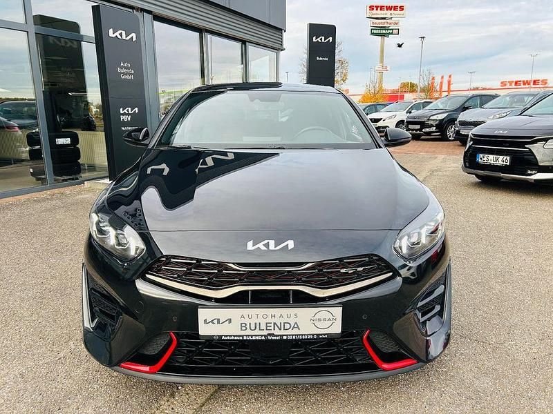Gebraucht Kia ProCeed GT 204 PS (150 kW) 2022 Schwarz Kleinwagen
