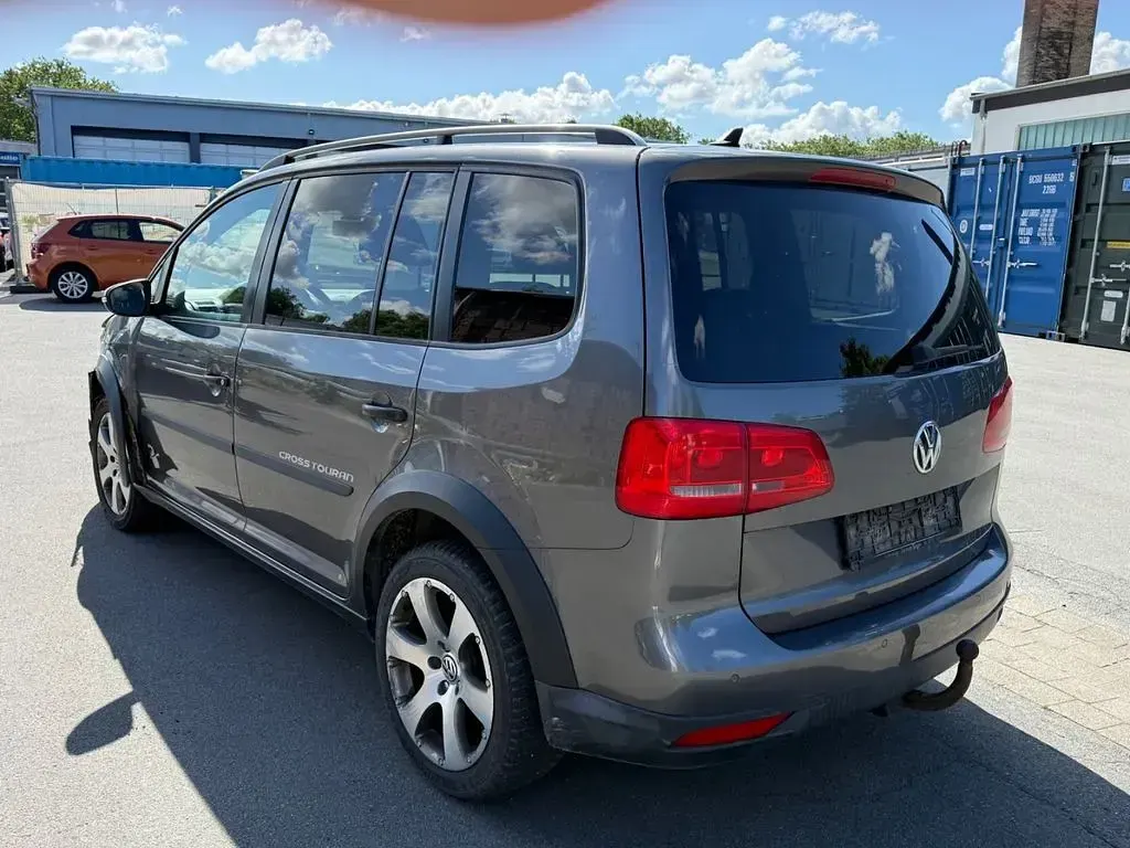 Gebraucht VW Touran Cross 140 PS (102 kW) 2011 Grau Van / Kleinbus