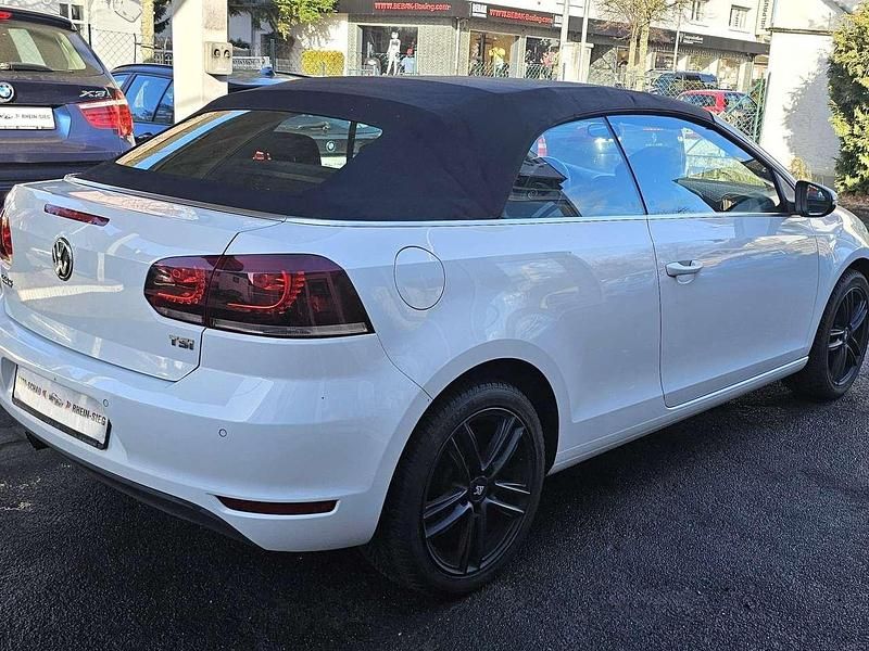 Gebraucht VW Golf Cabriolet Basis 105 PS (77 kW) 2013 Pure white Cabrio