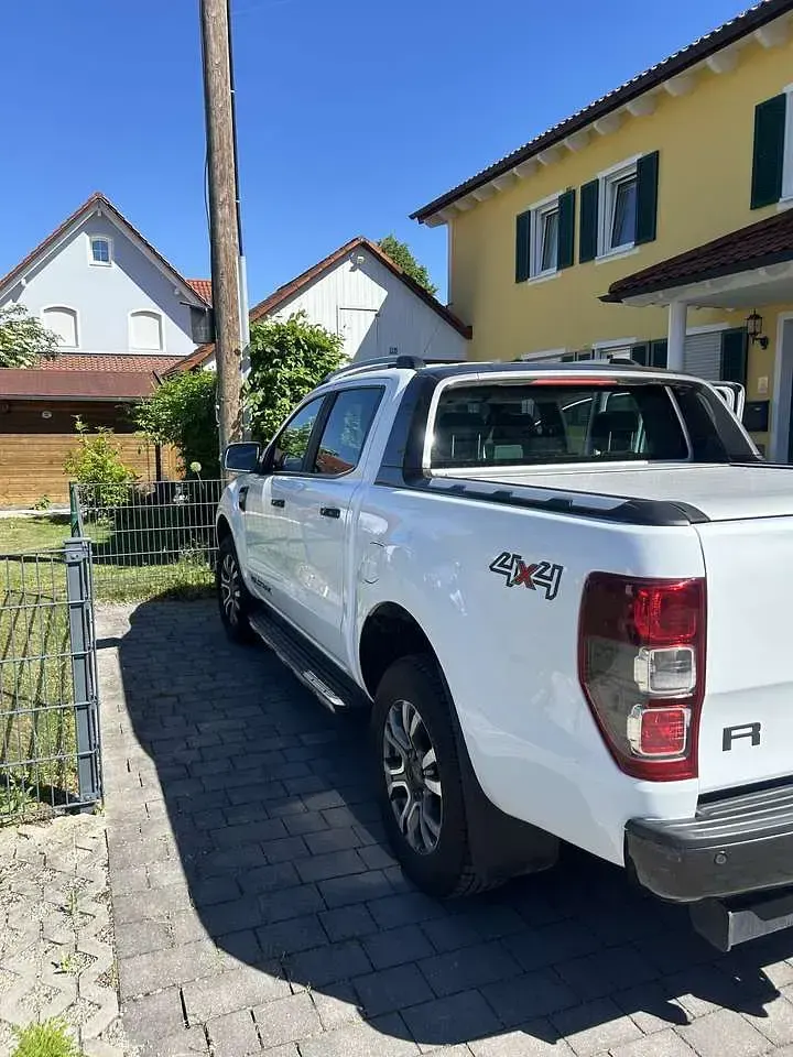 Gebraucht Ford Ranger Wildtrack 200 PS (147 kW) 2016 Weiß Pickup