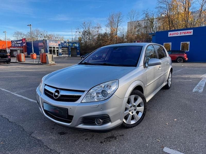 Silber Gebraucht 2006 Opel Signum Sport Kleinwagen | 2.750 € (Fairer Preis) - Bild 1/4