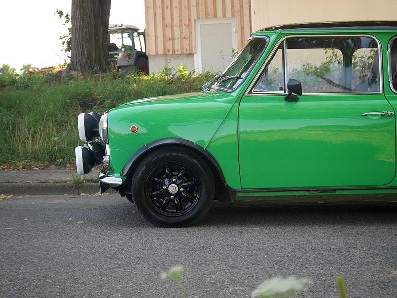 Verde chiara Gebraucht 1972 Mini Cooper Kleinwagen | 39.950 € - Bild 1/4