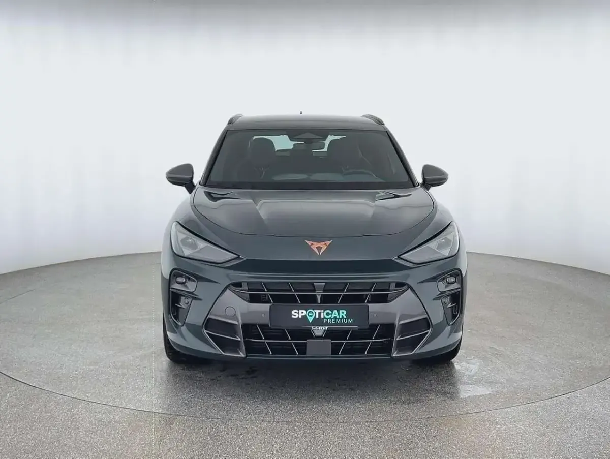 Gebraucht Cupra Terramar 204 PS (150 kW) 2025 Blau SUV