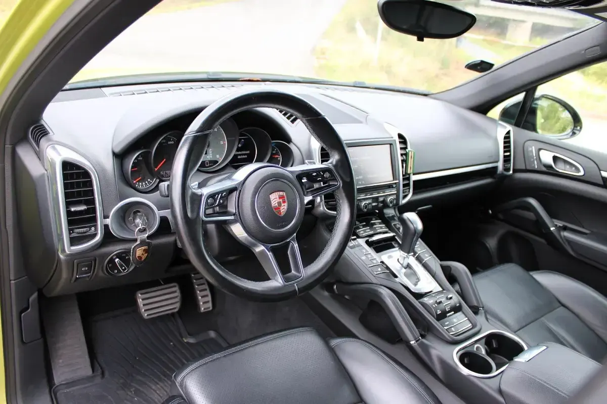 Gebraucht Porsche Cayenne S Diesel 385 PS (283 kW) 2016 Grün SUV