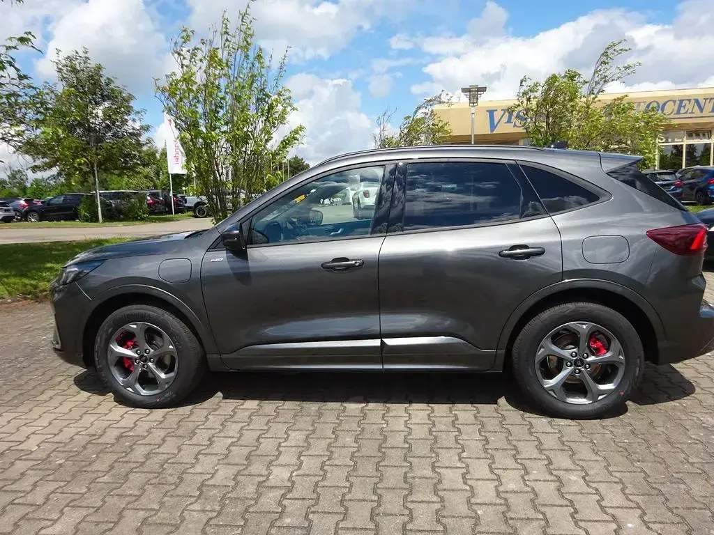 Neu Ford Kuga ST-Line X 242 PS (177 kW) 2026 Grau SUV