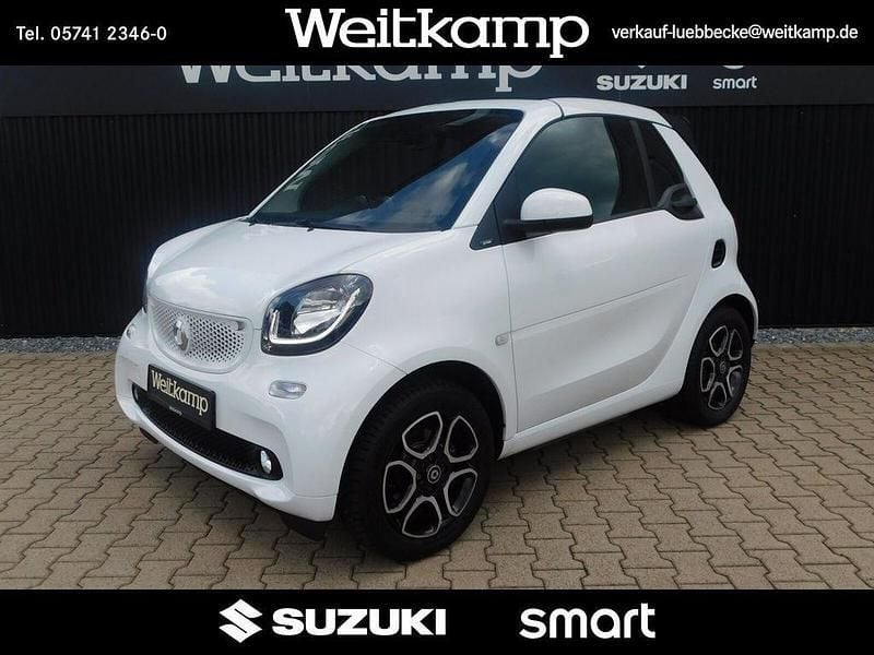Gebraucht Smart ForTwo Cabrio Prime 71 PS (52 kW) 2017 Bodypanels in white Cabrio