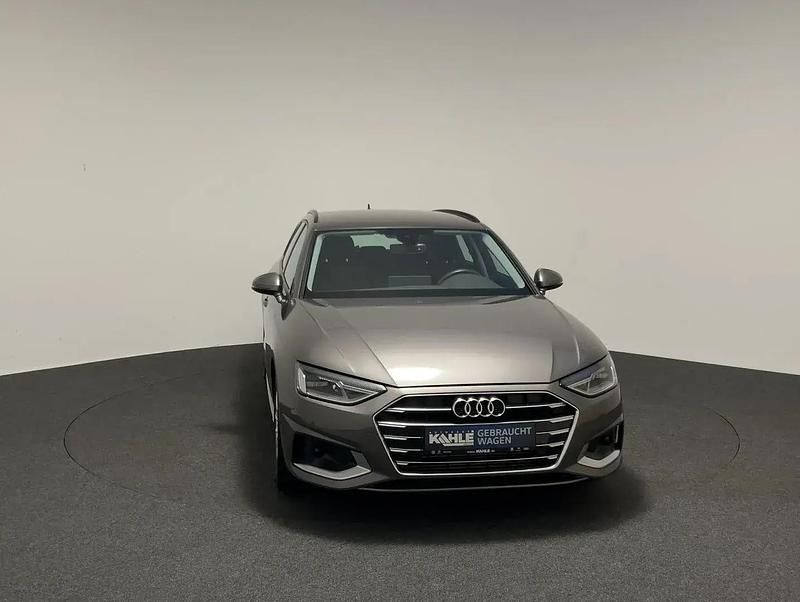 Gebraucht Audi A4 Advanced 150 PS (110 kW) 2020 Grau Kombi