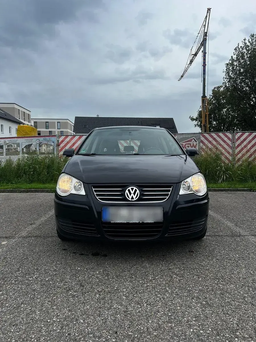 Gebraucht VW Polo Basis 75 PS (55 kW) 2005 Schwarz Kleinwagen