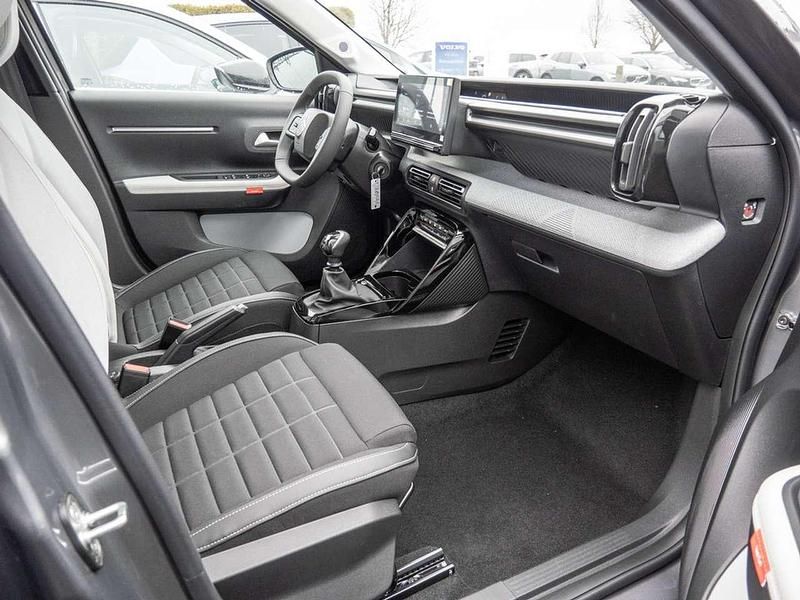 Neu Citroën C3 PureTech 101 PS (74 kW) 2025 Farbe grun turquoise/typ ausse Kleinwagen