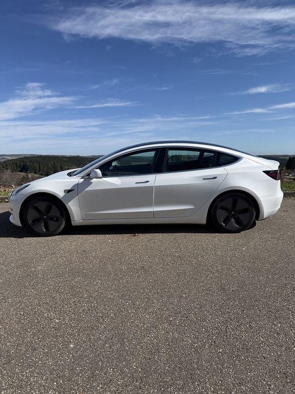 Gebraucht Tesla Model 3 Performance 330 kW (450 PS) 2019 Weiß Limousine