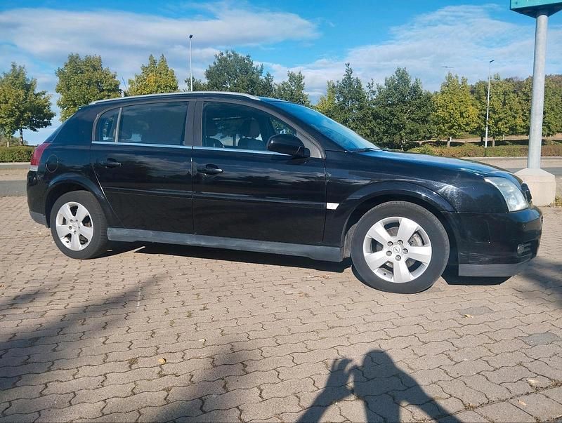 Schwarz Gebraucht 2004 Opel Signum Kombi | 1.700 € (Fairer Preis) - Bild 1/4