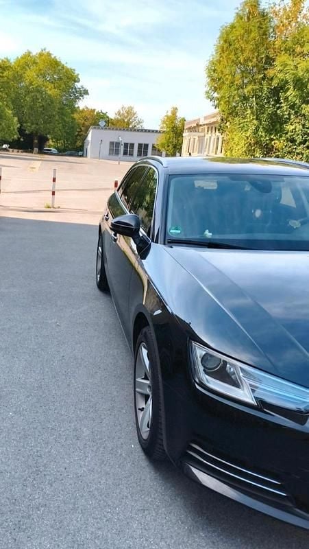 Gebraucht Audi A4 150 PS (110 kW) 2016 Schwarz Kombi