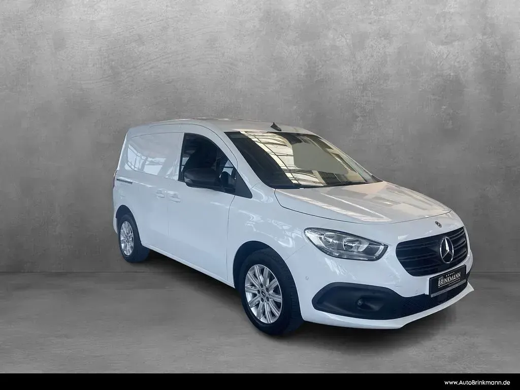 Gebraucht Mercedes Citan 112 116 PS (85 kW) 2022 Arktikweiß Van / Kleinbus