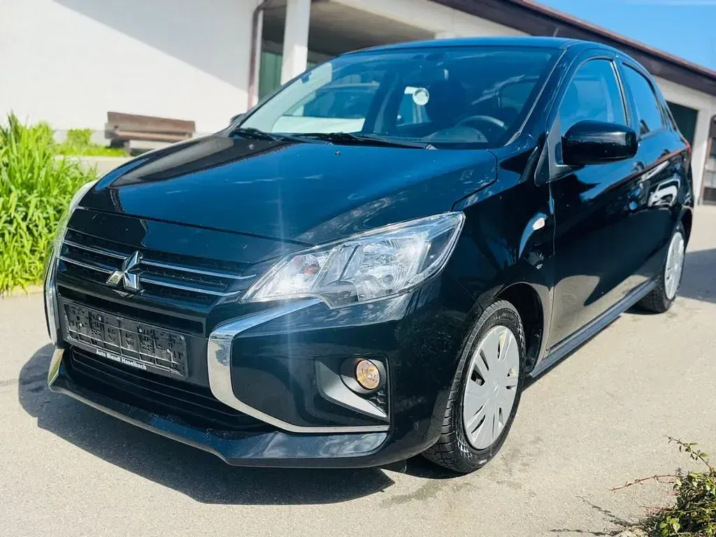 Gebraucht Mitsubishi Space Star Spirit 71 PS (52 kW) 2021 Schwarz Kleinwagen