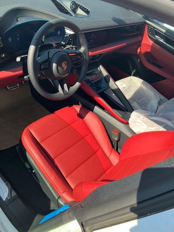 Neu Porsche Macan 380 kW (517 PS) 2026 Weiß SUV