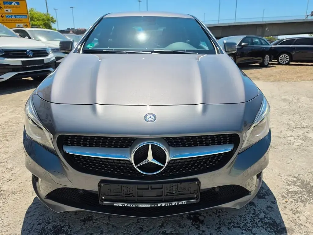 Gebraucht Mercedes CLA180 122 PS (89 kW) 2016 Grau Coupé