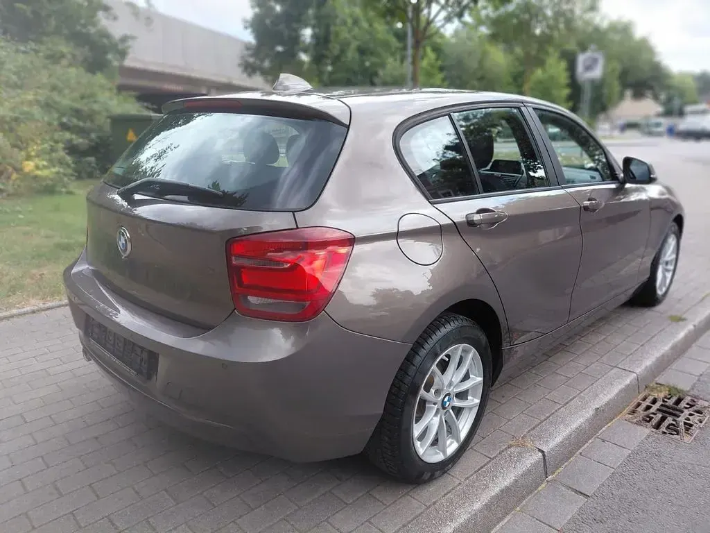 Gebraucht BMW 116 116 PS (85 kW) 2014 Grau Kleinwagen
