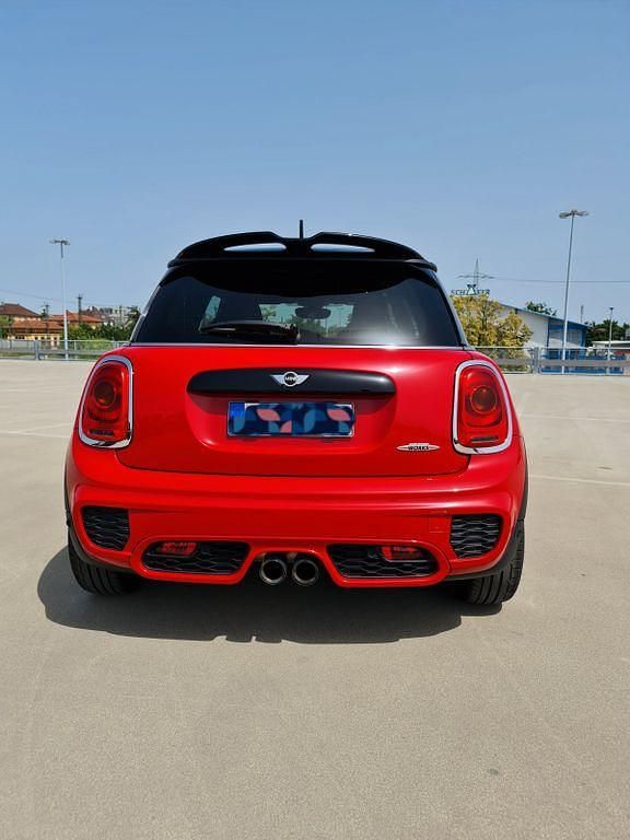 Second-hand Mini John Cooper Works 231 CP (169 kW) 2016 Roșu Hatchback