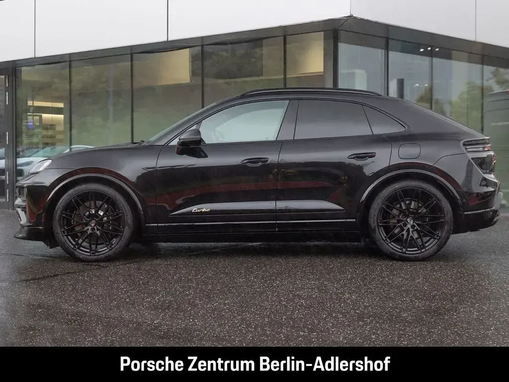 Gebraucht Porsche Macan Turbo 469 kW (639 PS) 2026 Schwarz SUV