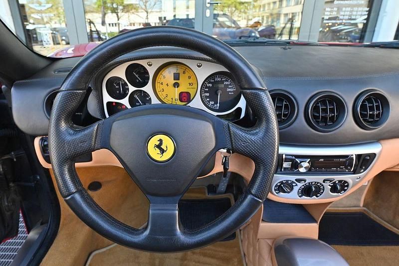 Second-hand Ferrari 360 400 CP (294 kW) 2001 Roșu Cabrio