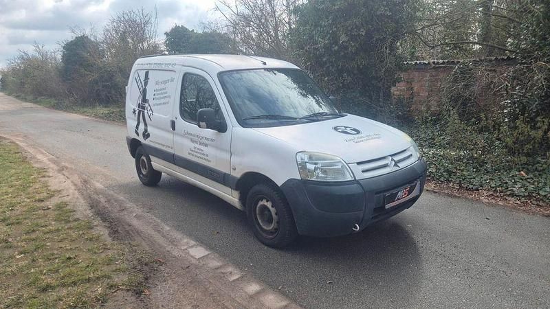 Gebraucht Citroën Berlingo 69 PS (50 kW) 2003 Weiß Van / Kleinbus