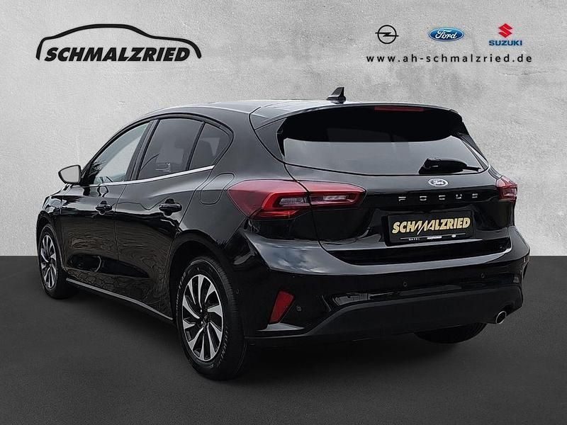 Neu Ford Focus Titanium 155 PS (114 kW) 2025 Schwarz Limousine