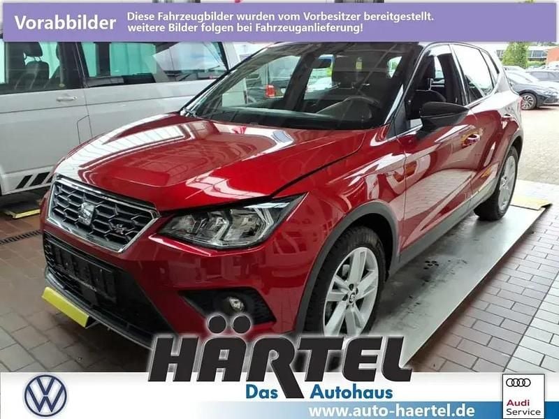 Desire rot (red), metallic Gebraucht 2018 Seat Arona FR SUV | 16.500 € (Fairer Preis) - Bild 1/4