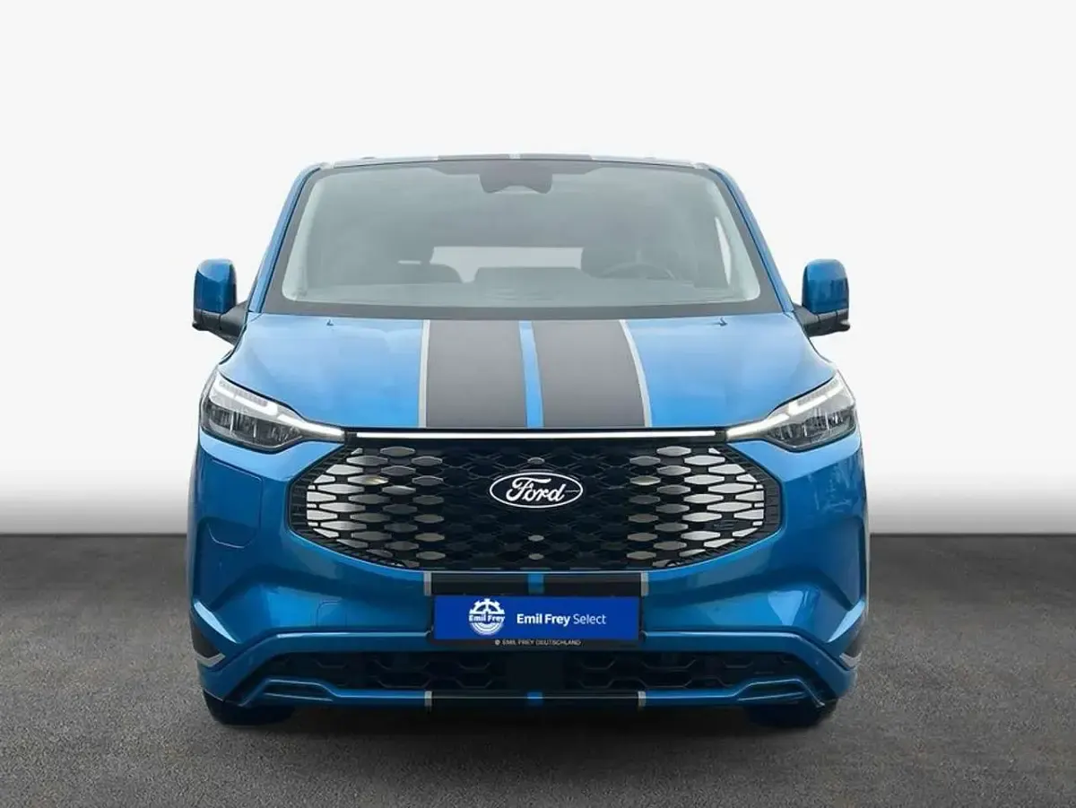 Neu Ford Tourneo Custom Sport 160 kW (218 PS) 2026 Digital aqua blue metallic Van