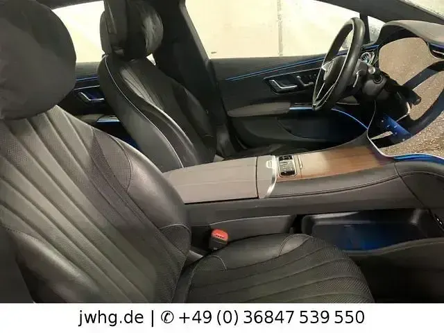 Gebraucht Mercedes EQS580 AMG 385 kW (524 PS) 2022 Hightech silber Limousine
