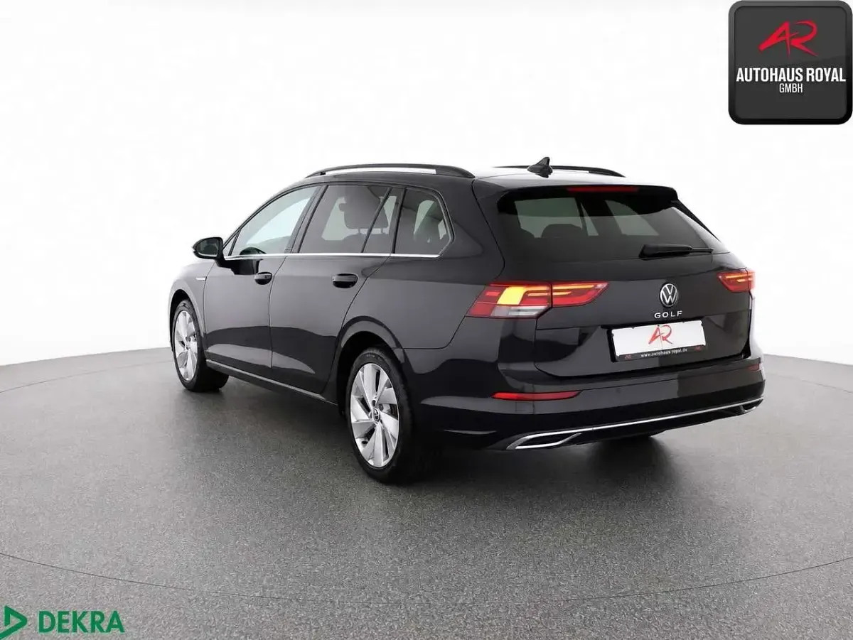 Gebraucht VW Golf VIII Style 150 PS (110 kW) 2023 Schwarz Kombi