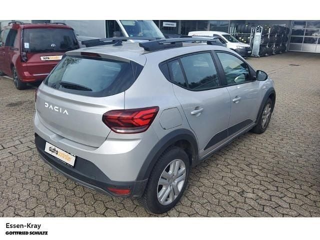 Gebraucht Dacia Sandero Expression 91 PS (66 kW) 2024 Grau Limousine
