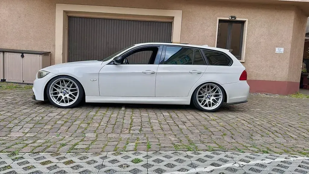 Käytetty BMW 335 Performance 326 HP (239 kW) 2011 Valkoinen Farmari