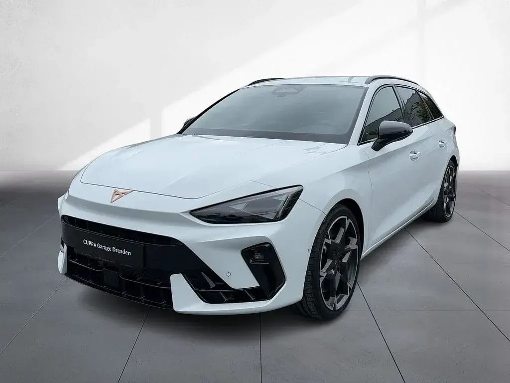 Nouă Cupra Leon VZ 333 CP (244 kW) 2026 Alb Berlinǎ