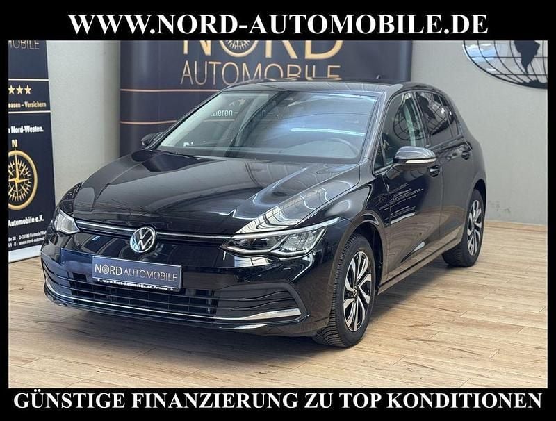 Gebraucht VW Golf VIII Active 110 PS (80 kW) 2022 Schwarz Limousine