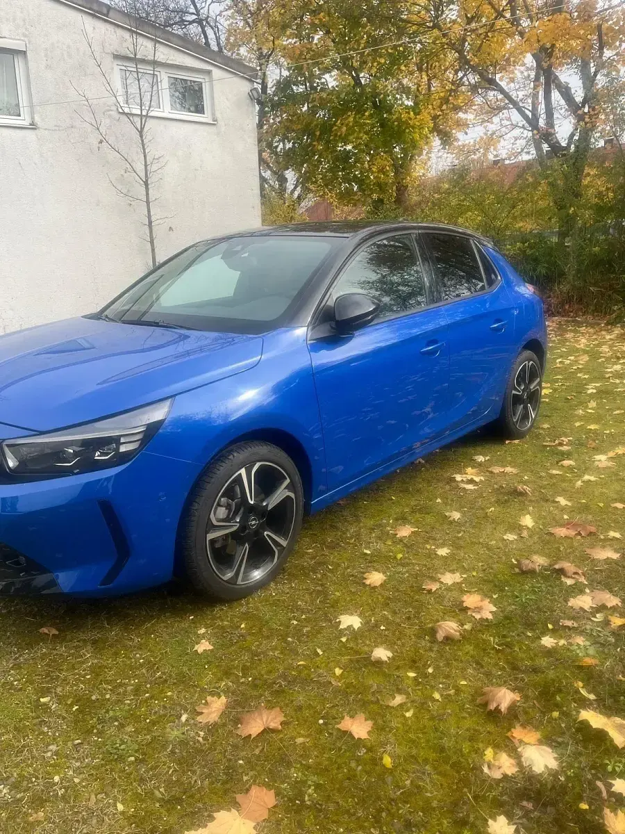 Gebraucht Opel Corsa 101 PS (74 kW) 2024 Blau Kleinwagen