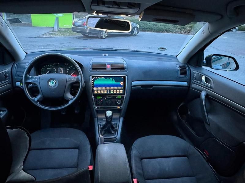 Gebraucht Skoda Octavia 115 PS (84 kW) 2007 Schwarz Limousine