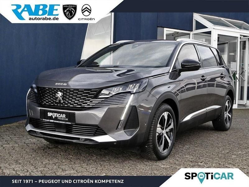 Grau Gebraucht 2023 Peugeot 5008 Allure Van / Kleinbus | 29.890 € (Fairer Preis) - Bild 1/4