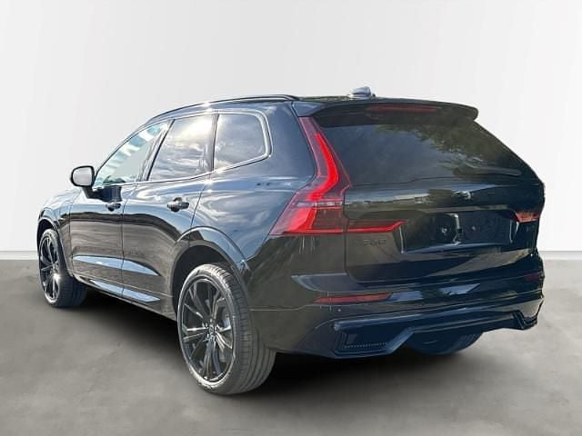 Neu Volvo XC60 Plus 455 PS (334 kW) 2025 Schwarz SUV