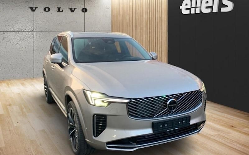 Neu Volvo XC90 Plus 455 PS (334 kW) 2025 Grau SUV