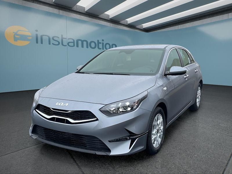 Silber Neu 2024 Kia Ceed Vision Kleinwagen | 21.899 € (Fairer Preis) - Bild 1/4