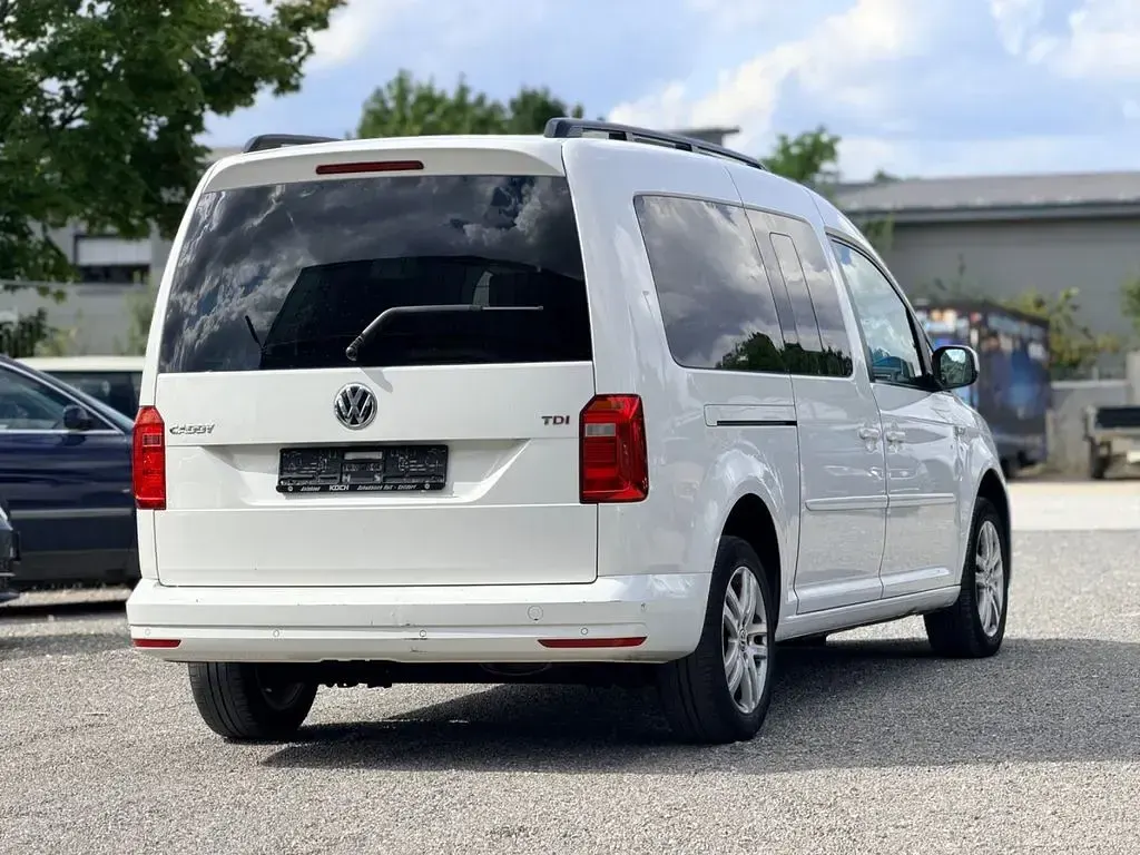 Gebraucht VW Caddy Maxi Comfortline 150 PS (110 kW) 2016 Weiß Van / Kleinbus