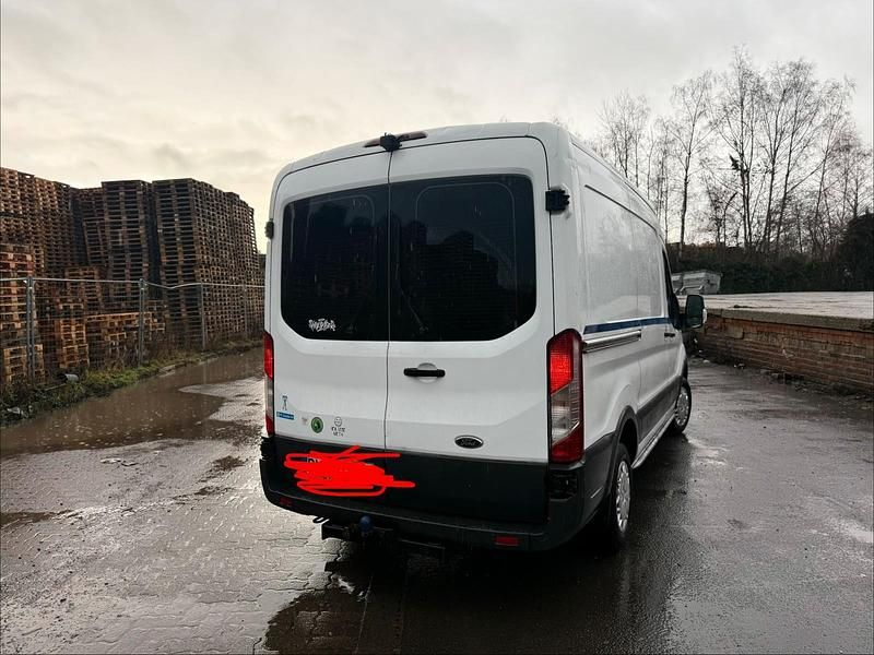 Gebraucht Ford Transit 100 PS (73 kW) 2016 Weiß Van / Kleinbus