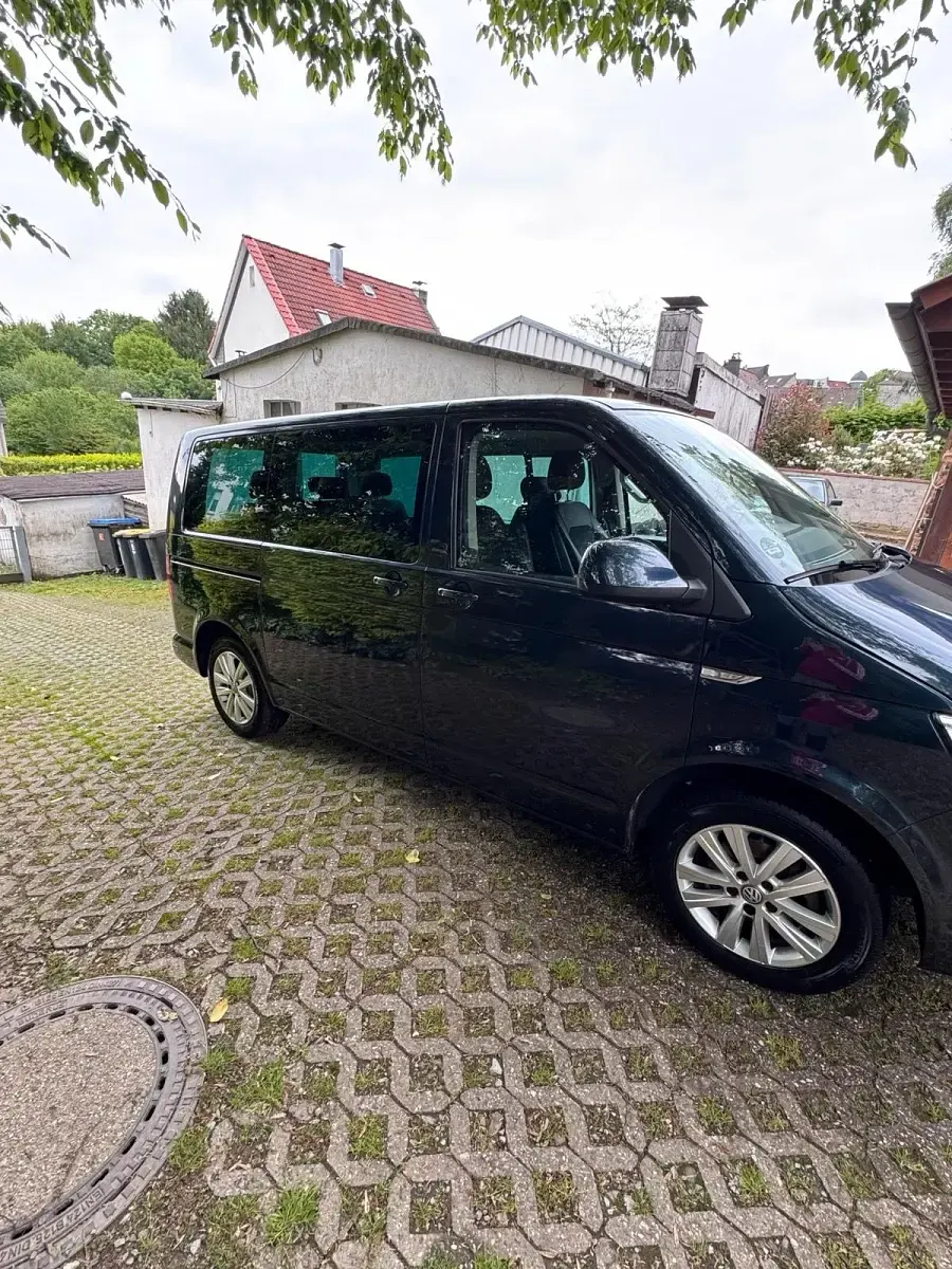 Gebraucht VW Transporter 150 PS (110 kW) 2016 Blau Van