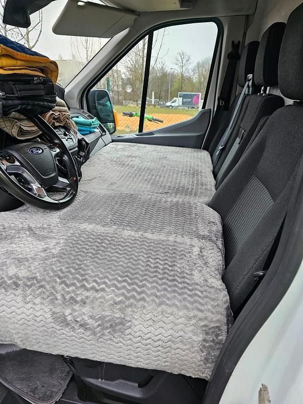 Gebraucht Ford Transit 131 PS (96 kW) 2018 Weiß Van / Kleinbus