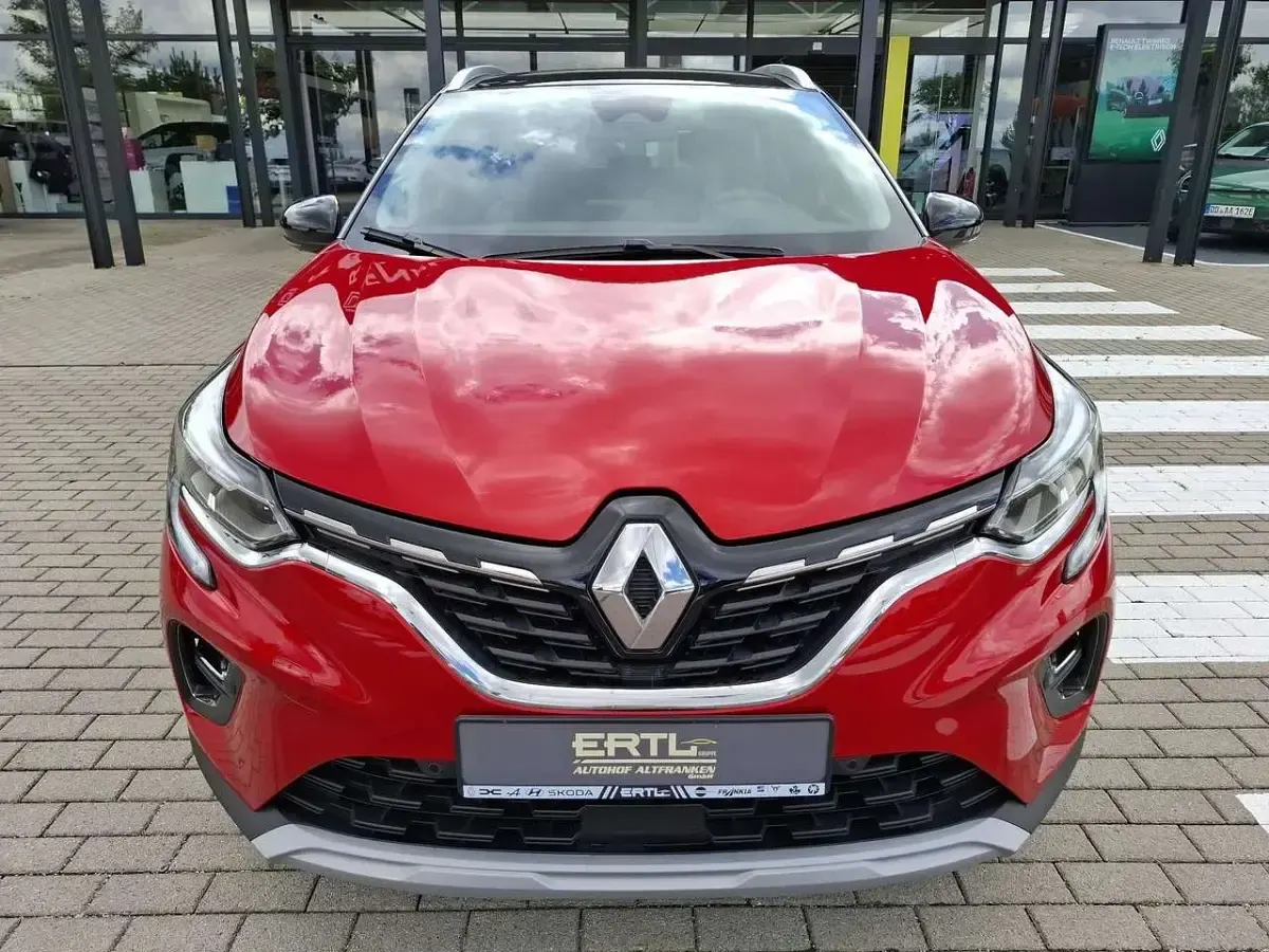 Gebraucht Renault Captur Intens 158 PS (116 kW) 2021 Dezirrot metallic, blackpear SUV